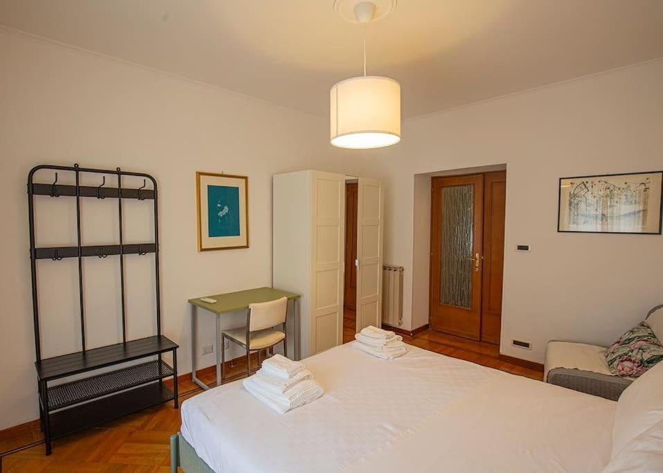 Dimora Al Colosseo, 2 Bedrooms Řím Exteriér fotografie